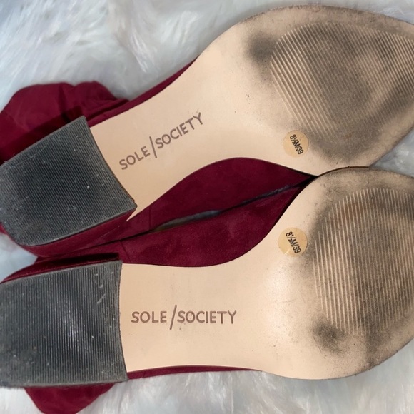 Sole Society Wine Suede Scrunch Booties Size 8.5 - Picture 5 of 9